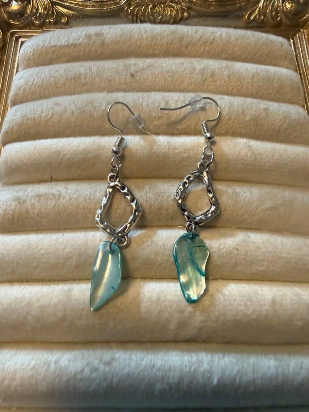 Tidal Shimmer – Aqua Seashell & Silver-Tone Dangle Earrings